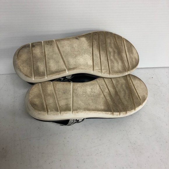 Naturalizer LINCOLN White Snake Leather Ankle Strap Thong Sandals Size 8 - Picture 7 of 7